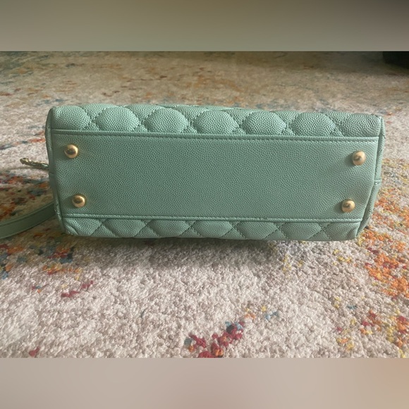 CHANEL Caviar Quilted Coco Chain Handle Flap Light Green - Picture 7 of 13